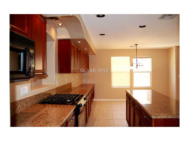 656 Doubleshot Lane Henderson, NV 89052 - Photo 12 of 35 Kitchen.