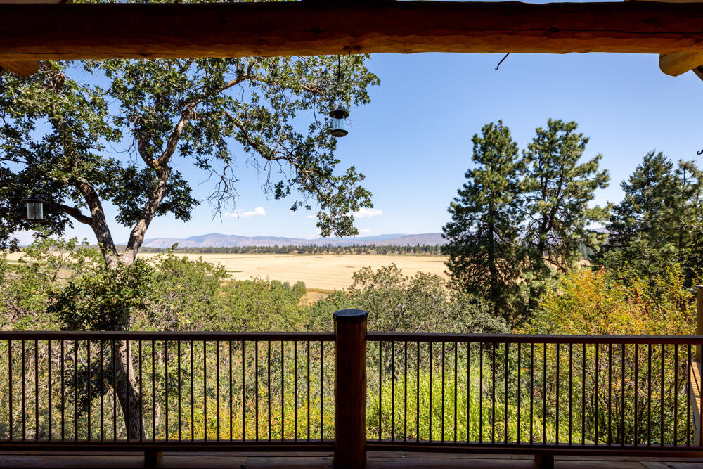 11833 Kestrel Road Klamath Falls, OR 97601 - Photo 67 of 88 51