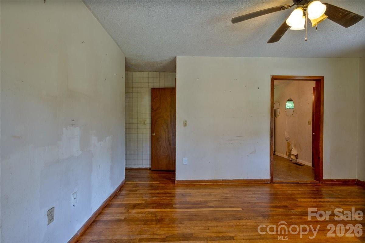 156 Old Sweetwater Road Robbinsville, NC 28771 - Photo 7 of 25 a view of an empty room