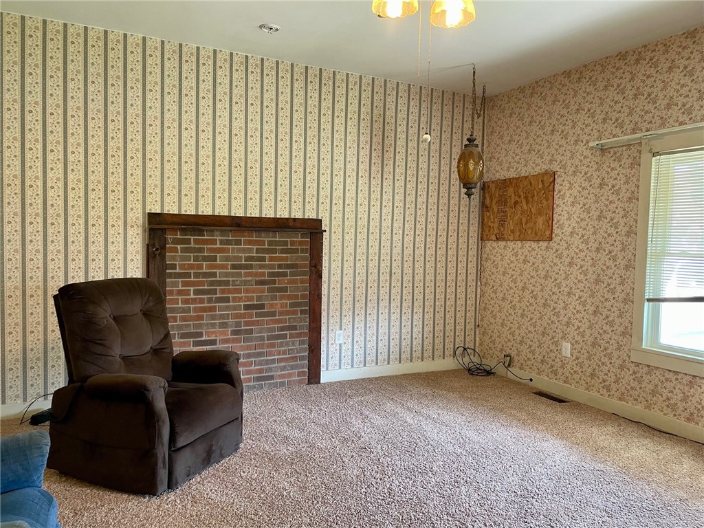 6 South Oakland Road Ashmore, IL 61912 - Photo 2 of 10 Gallery Image 2