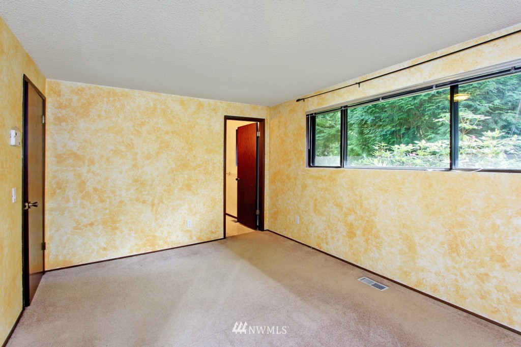 22609 61st Avenue Southeast Bothell, WA 98021 - Photo 6 of 15