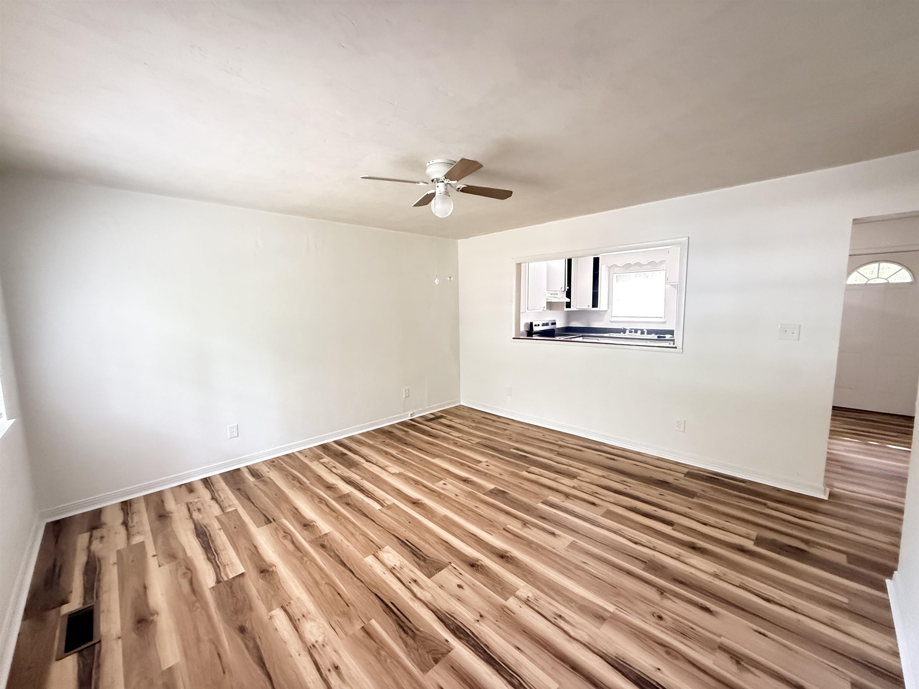 4008 Wiggington Road Tallahassee, FL 32303 - Photo 4 of 33