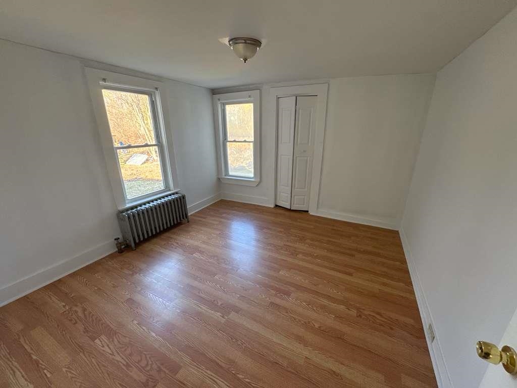 11 Ashuelot Street Winchester, NH 03470 - Photo 3 of 16