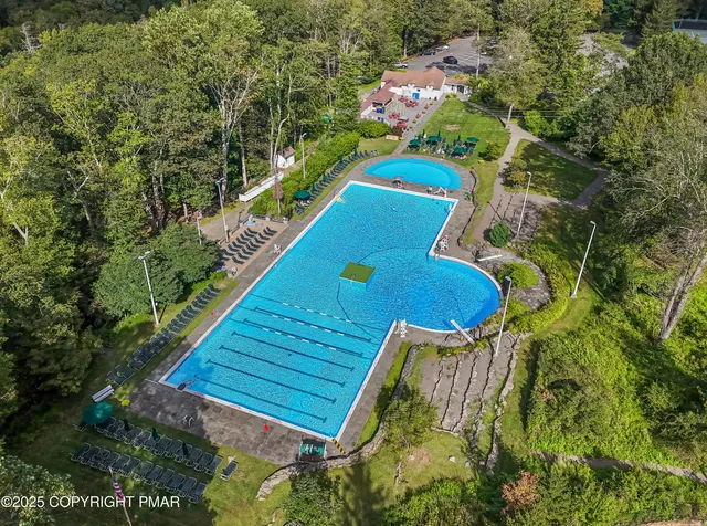 $415,000 | 104 Haverhill Road, Cresco, PA 18326