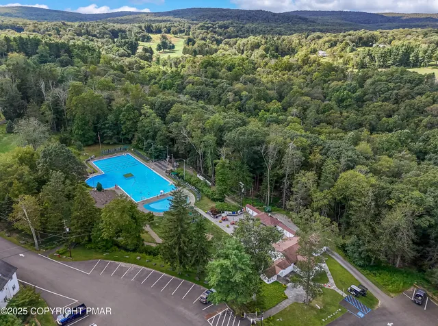 $415,000 | 104 Haverhill Road, Cresco, PA 18326