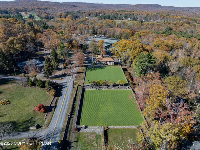 $415,000 | 104 Haverhill Road, Cresco, PA 18326