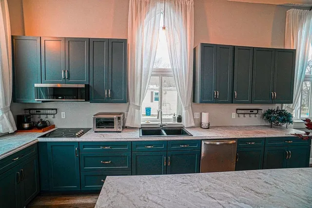 $324,900 | 712 La Crosse Street, Mauston, WI 53948