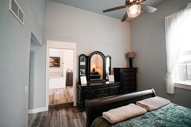 $324,900 | 712 La Crosse Street, Mauston, WI 53948