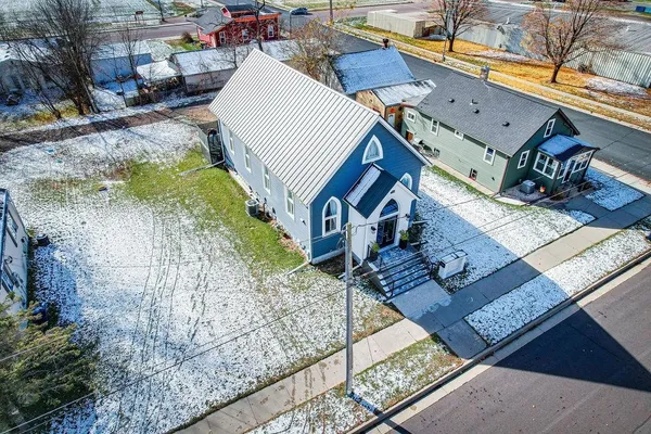 $309,900 | 712 La Crosse Street, Mauston, WI 53948