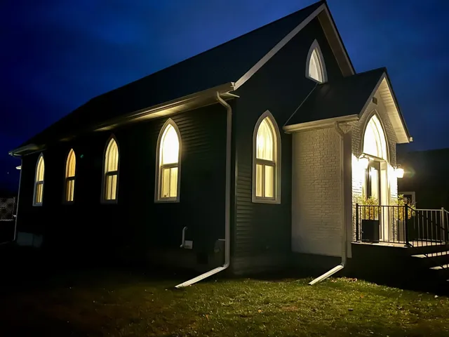 $324,900 | 712 La Crosse Street, Mauston, WI 53948