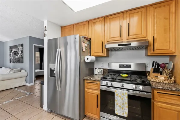 $649,990 | 17273 Russo Court, Fontana, CA 92336