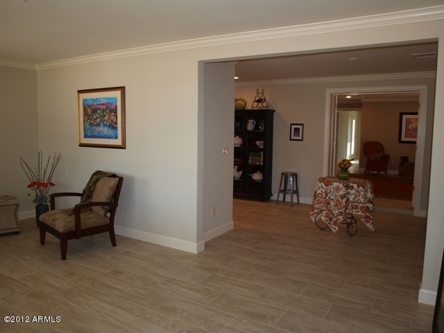 1837 East Roma Avenue Phoenix, AZ 85016 - Photo 4 of 32 View upon Entry