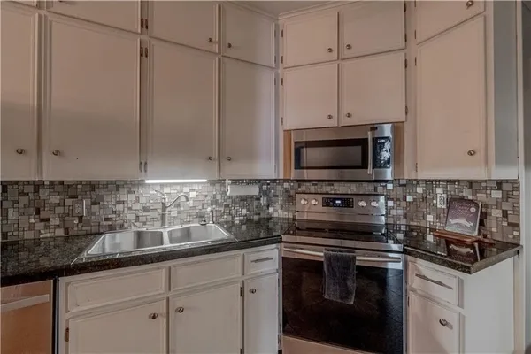 $159,000 | 4406 Charleston Circle, Unit 15, Alexandria, LA 71303