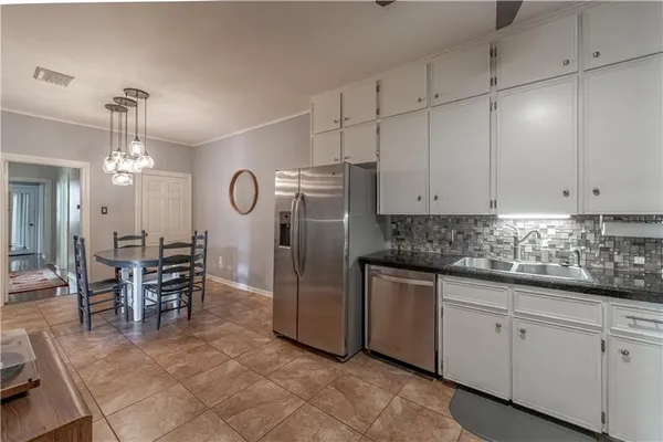 $159,000 | 4406 Charleston Circle, Unit 15, Alexandria, LA 71303