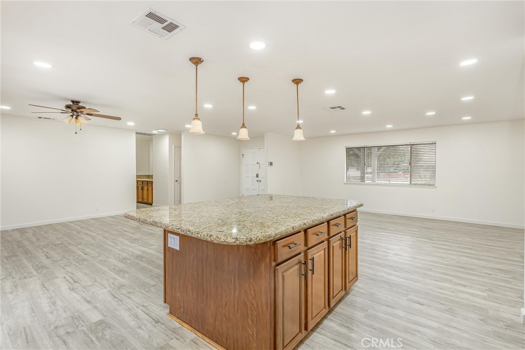 19891 Talihina Road Apple Valley, CA 92307 - Photo 13 of 41
