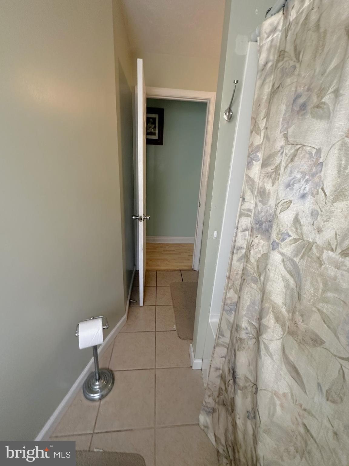 209 Fulton Street Hanover, PA 17331 - Photo 19 of 32 a bathroom with a toilet and a shower