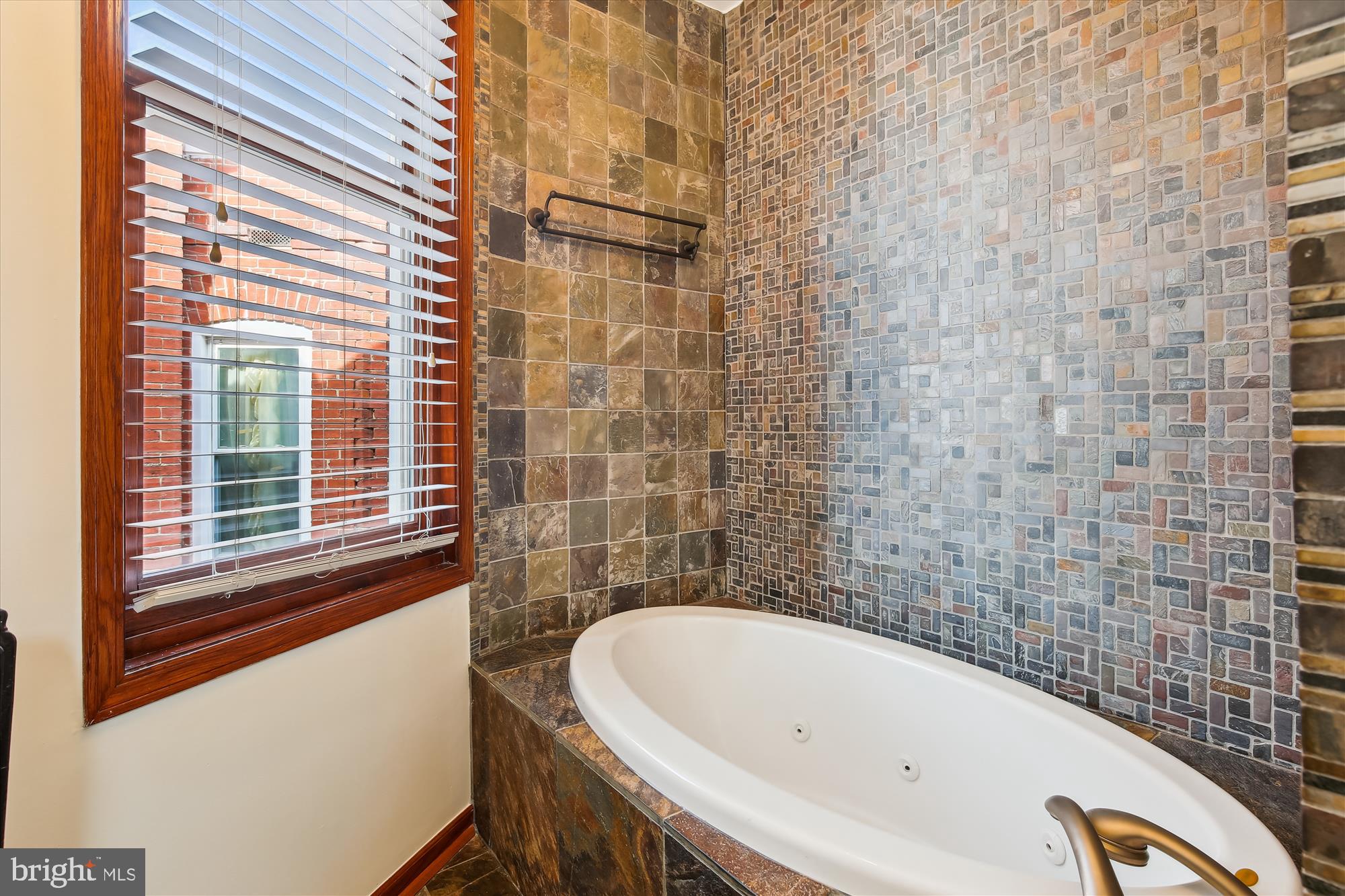 1814 Park Road Northwest Washington, DC 20010 - Photo 59 of 132 Primary Bath