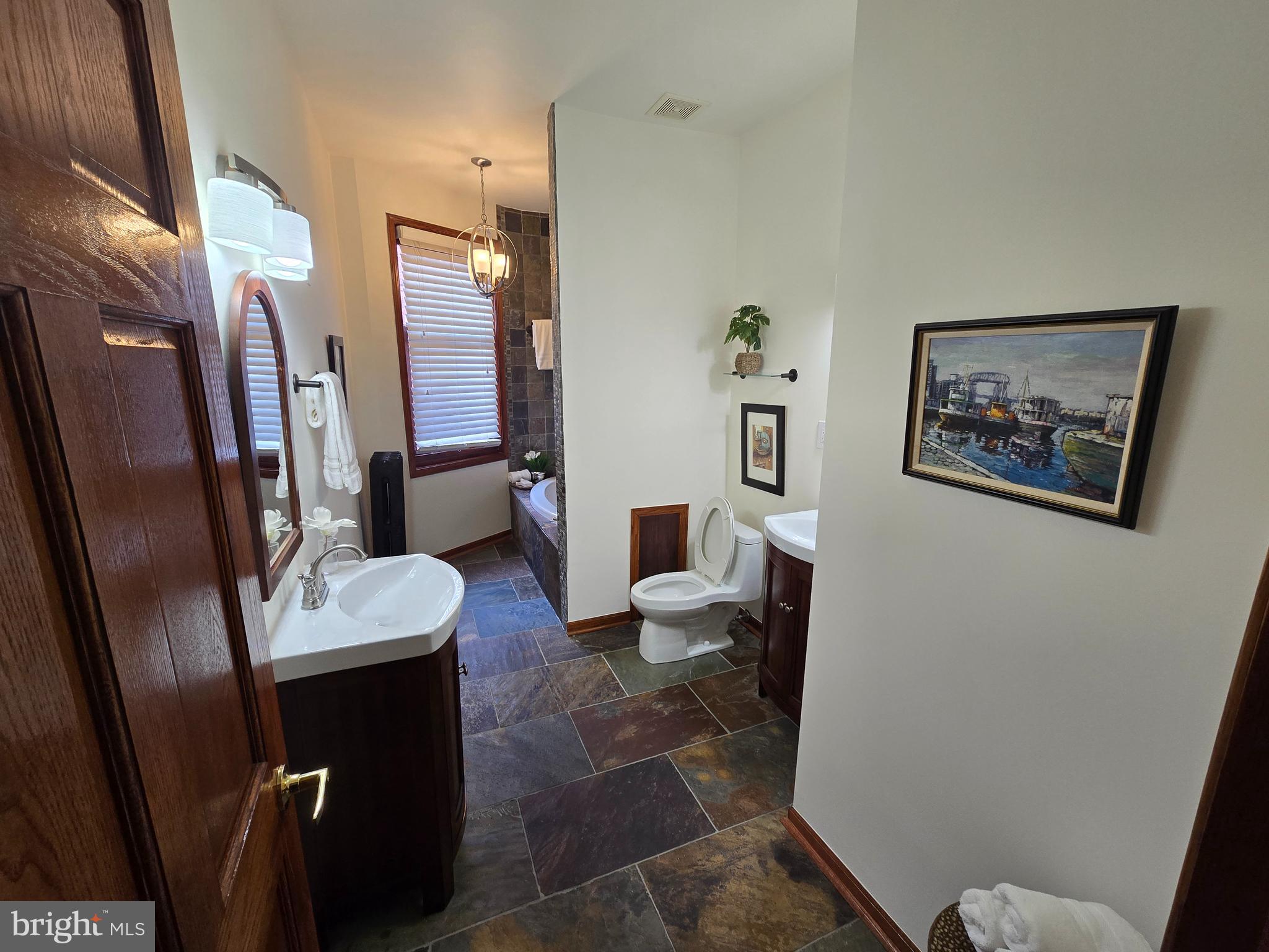 1814 Park Road Northwest Washington, DC 20010 - Photo 63 of 132 Primary Bath