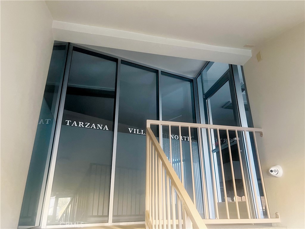 18419 Collins Street, Unit E Tarzana, CA 91356 - Photo 34 of 40 a view of staircase