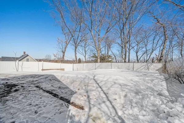 $489,995 | 1 Hillcrest Avenue, Lynn, MA 01904