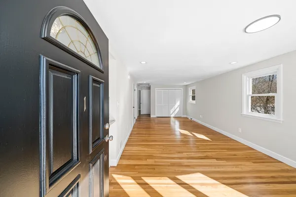 $489,995 | 1 Hillcrest Avenue, Lynn, MA 01904