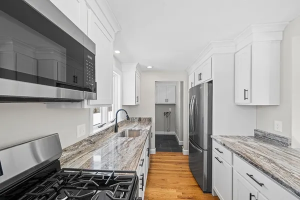 $489,995 | 1 Hillcrest Avenue, Lynn, MA 01904