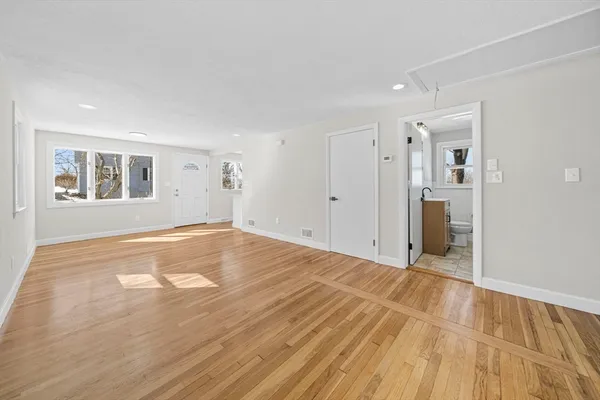 $489,995 | 1 Hillcrest Avenue, Lynn, MA 01904