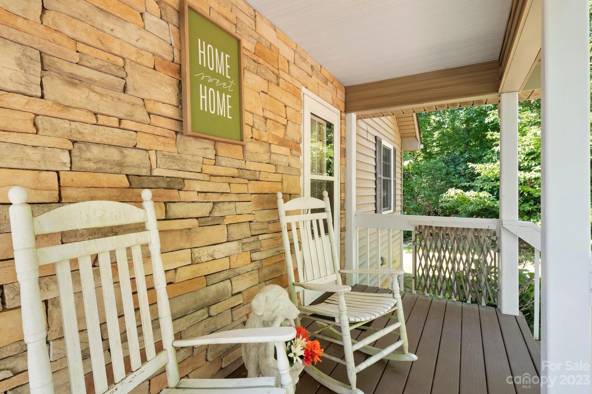 40 Autumn View Drive Hendersonville, NC 28792 - Photo 5 of 48 a view of a balcony with wooden floor