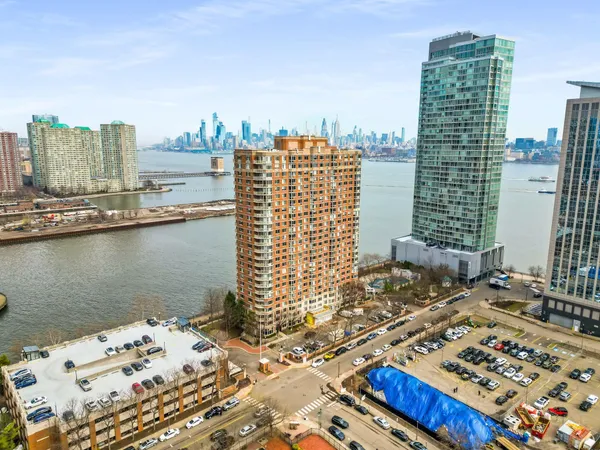 $648,000 | 20 2nd Street, Unit 2601, Jersey City, NJ 07302