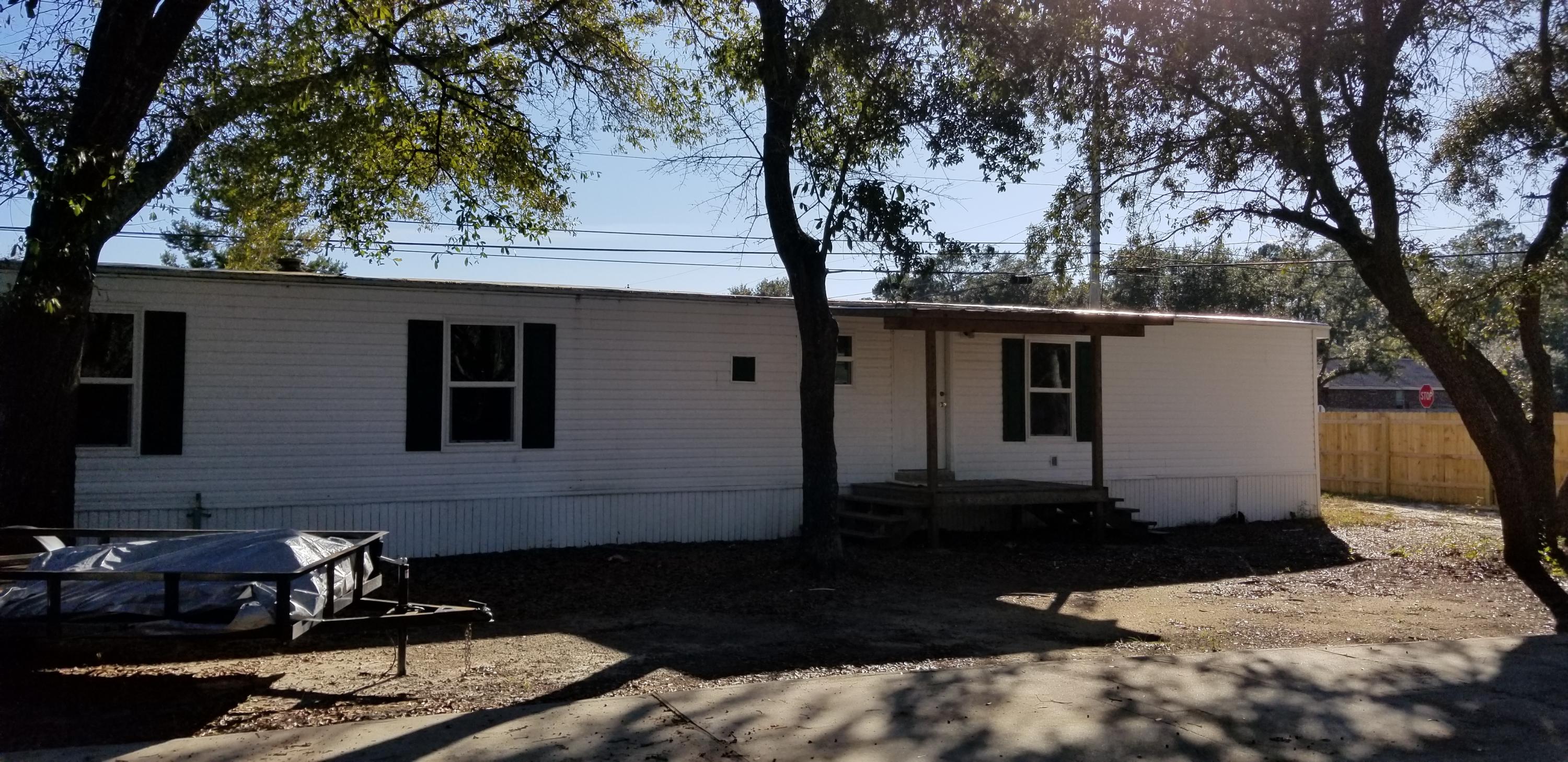 2704 Teepee Road Navarre, FL 32566 - Photo 4 of 22 Gallery Image 4