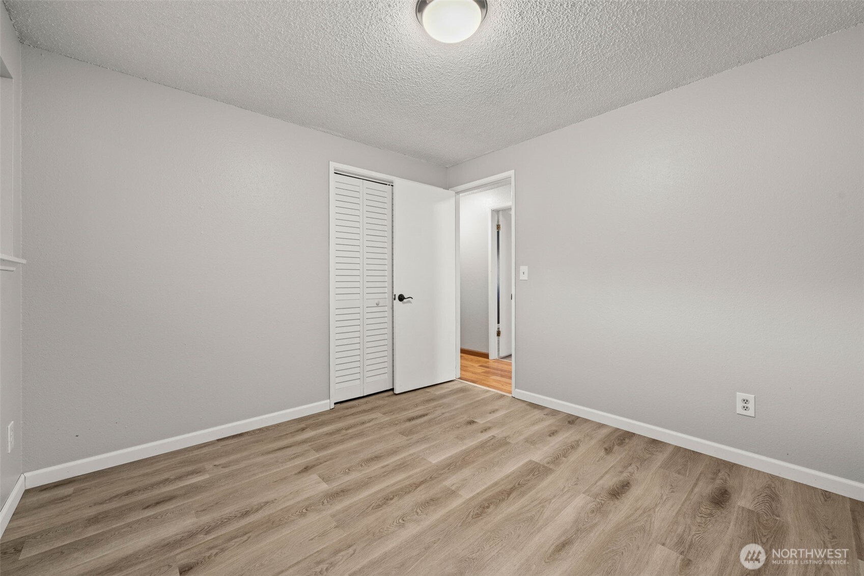 1209 Dundee Drive Cosmopolis, WA 98537 - Photo 12 of 40 a view of an empty room