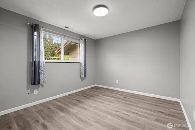 $445,000 | 1209 Dundee Drive, Cosmopolis, WA 98537