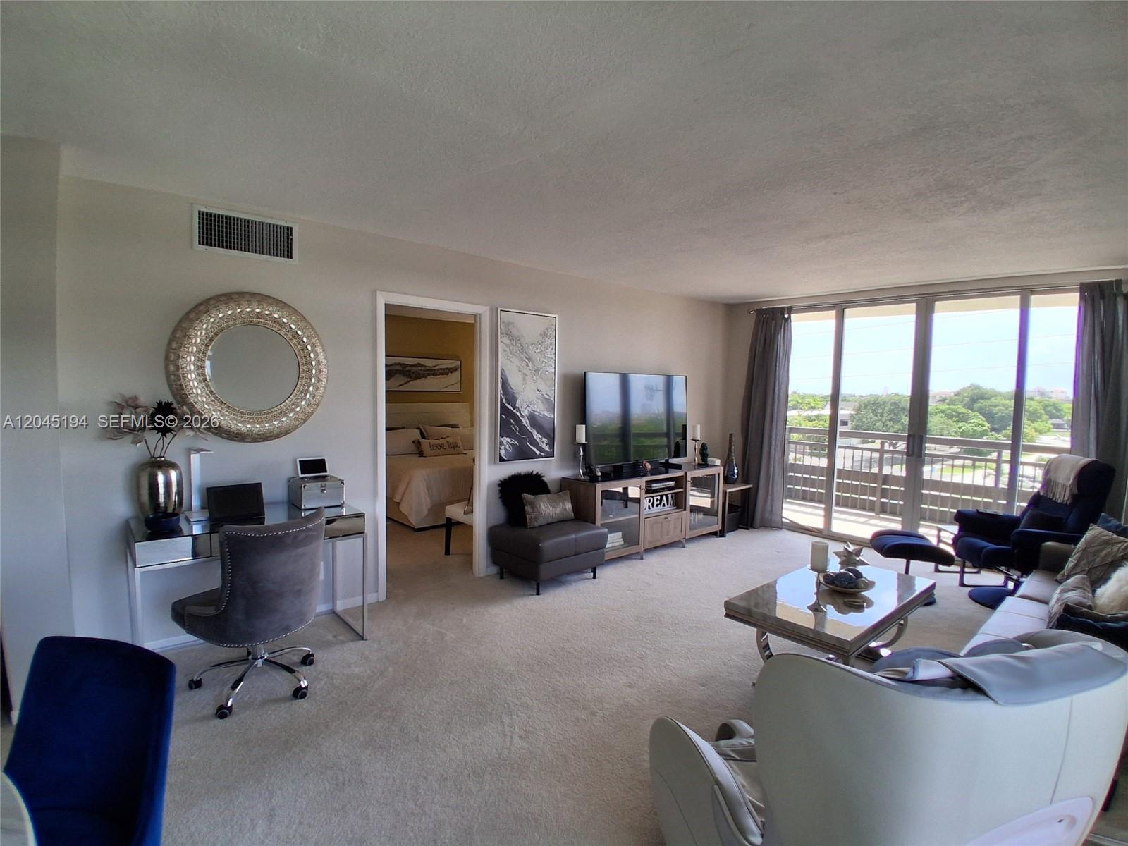 555 Northwest 4th Avenue, Unit 4250 Boca Raton, FL 33432 - Photo 3 of 21