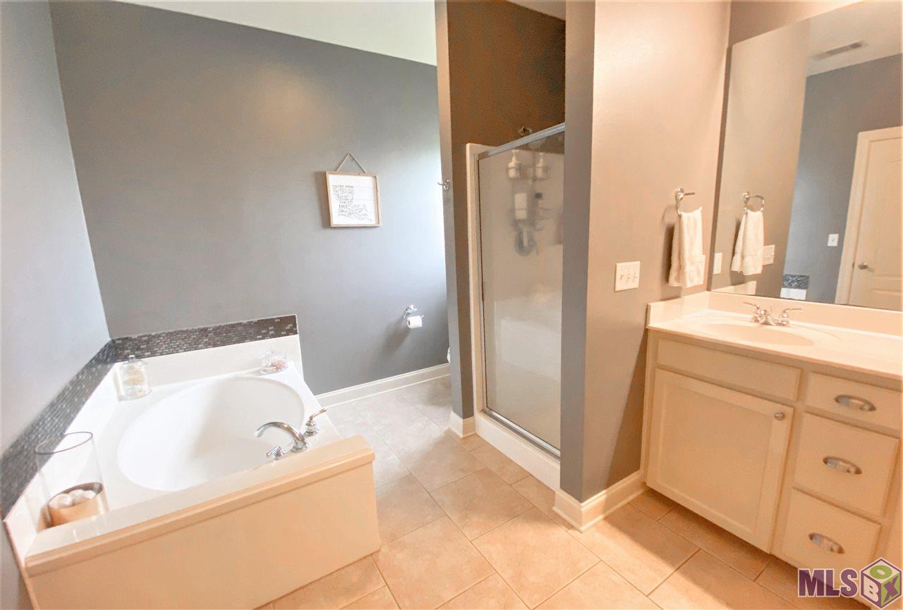 38035 Post Office Road Gonzales, LA 70737 - Photo 9 of 13 Gallery Image 9