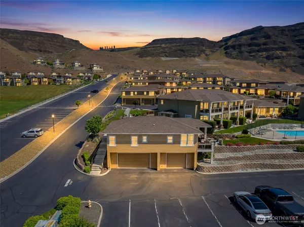 $615,000 | 9119 Seahawk Lane Northwest, Quincy, WA 98848