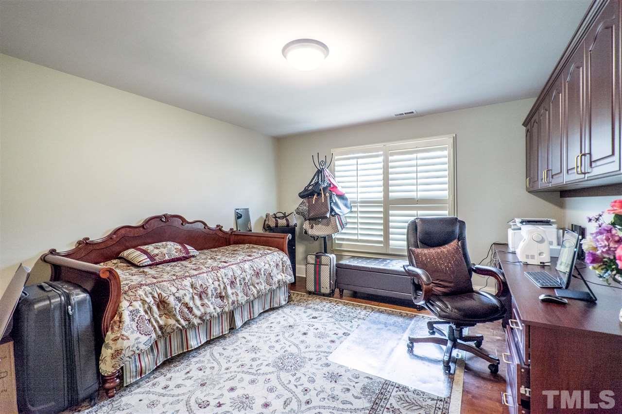 9520 Club Valley Way Raleigh, NC 27617 - Photo 22 of 25 Gallery Image 22