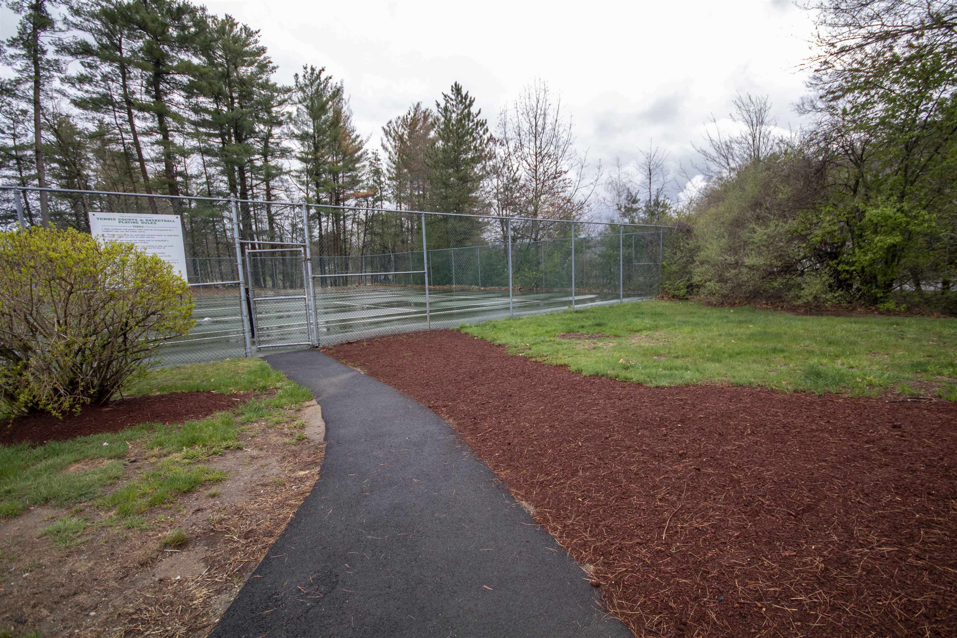 72 Shelburne Road, Unit 72 Merrimack, NH 03054 - Photo 27 of 31 Gallery Image 27