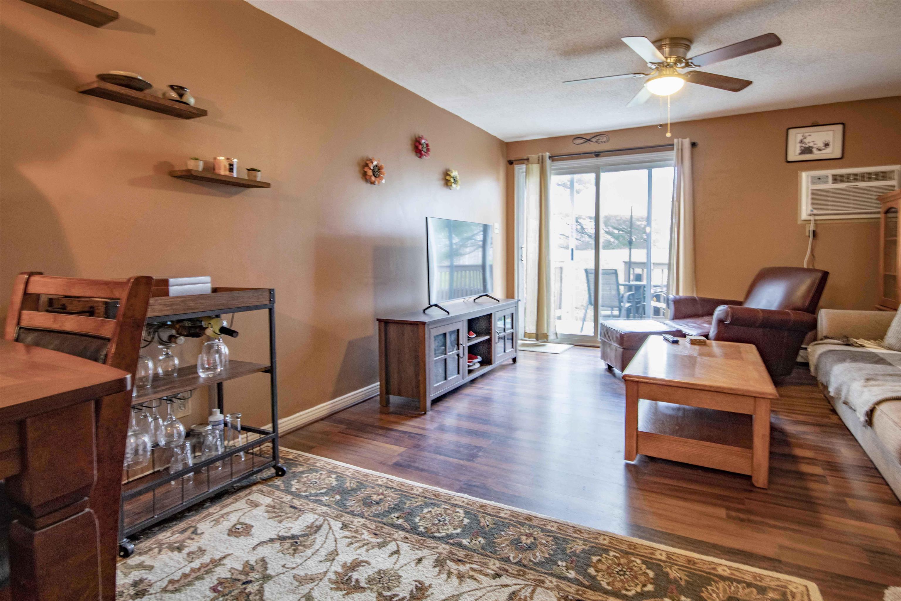 72 Shelburne Road, Unit 72 Merrimack, NH 03054 - Photo 8 of 31 Gallery Image 8