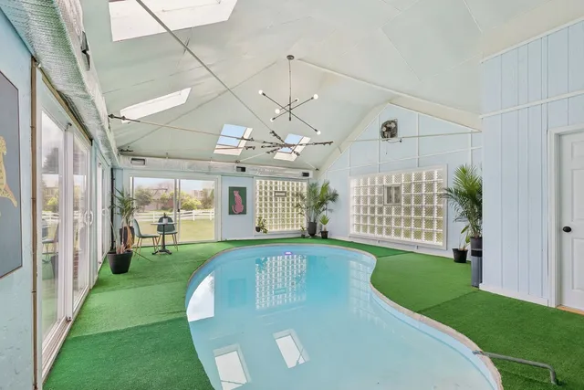 $1,298,000 | 60 Ridge Road, Barrington Hills, IL 60010