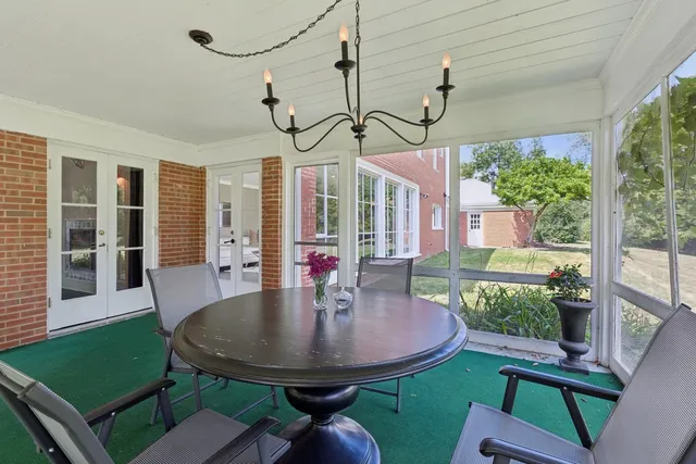 $1,298,000 | 60 Ridge Road, Barrington Hills, IL 60010