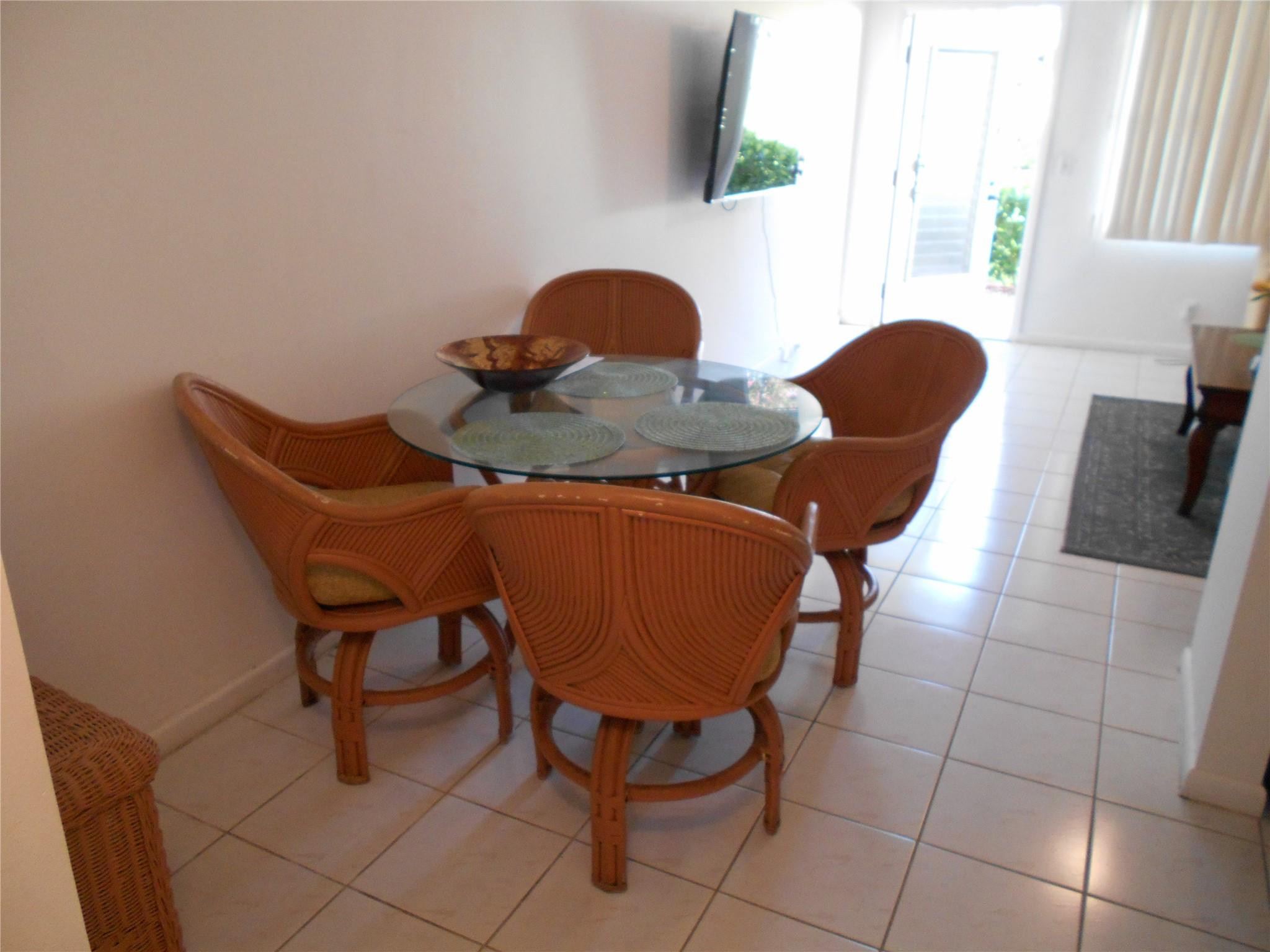 91 Preston F, Unit 91 Boca Raton, FL 33434 - Photo 5 of 11 Photo 5