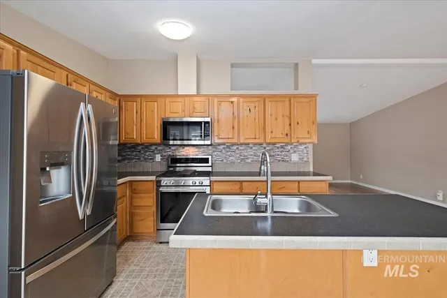 $130,000 | 700 East Fairview Avenue, Unit 62, Meridian, ID 83642