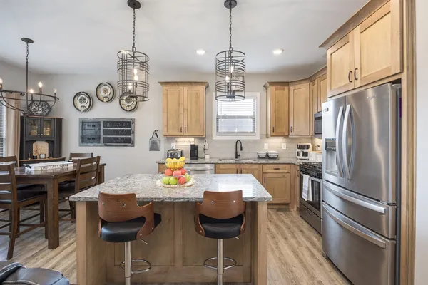 $605,000 | 2743 West County Farm Road, Springfield, TN 37172