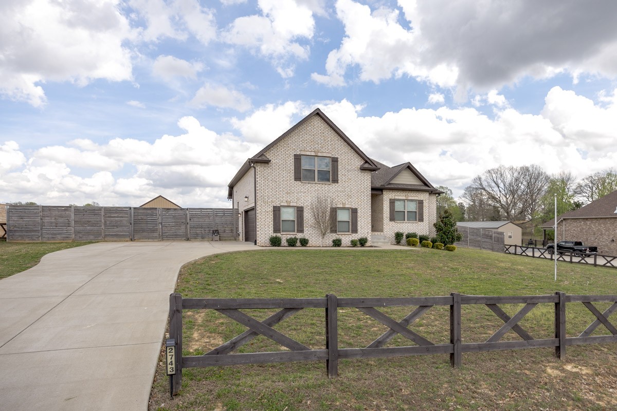 2743 West County Farm Road Springfield, TN 37172 - Photo 2 of 53 a view of outdoor space yard and patio