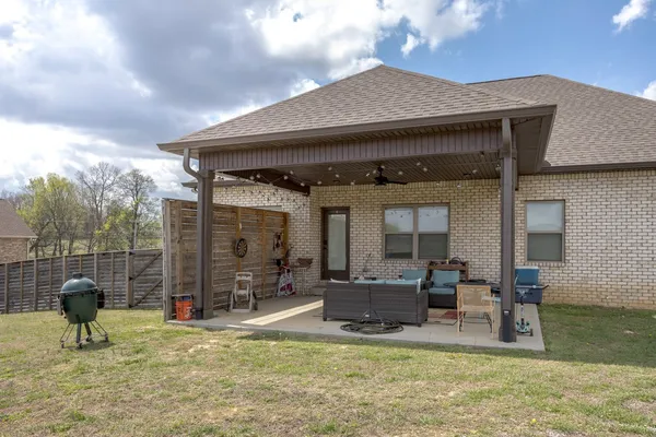 $605,000 | 2743 West County Farm Road, Springfield, TN 37172