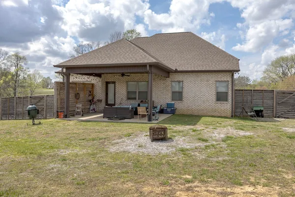 $605,000 | 2743 West County Farm Road, Springfield, TN 37172