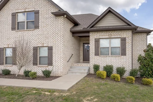 $605,000 | 2743 West County Farm Road, Springfield, TN 37172