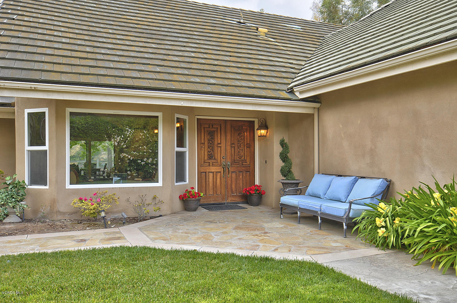 11824 Pradera Road Camarillo, CA 93012 - Photo 2 of 37 SKY_08