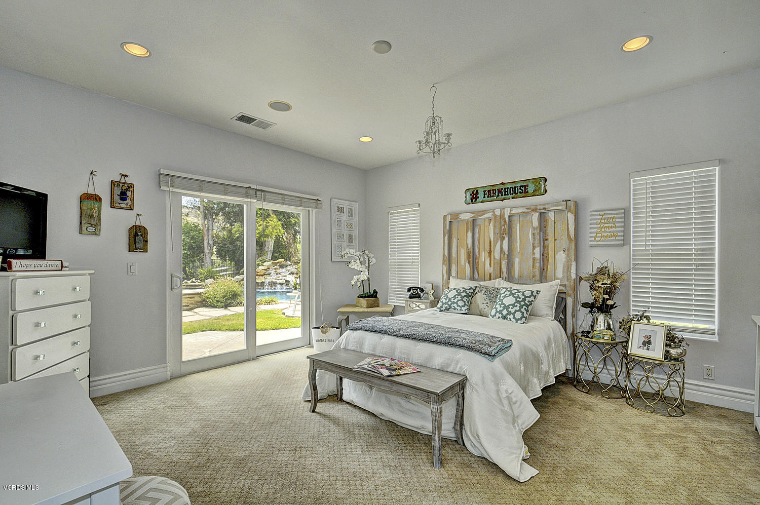 11824 Pradera Road Camarillo, CA 93012 - Photo 22 of 37 SKY_28