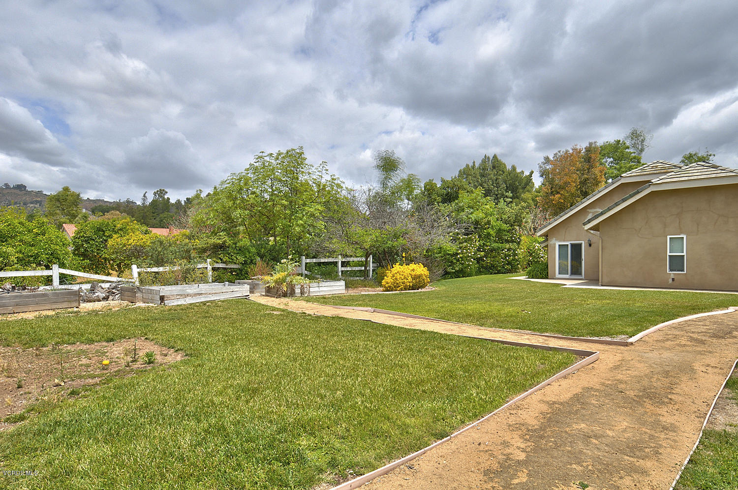 11824 Pradera Road Camarillo, CA 93012 - Photo 32 of 37 SKY_38